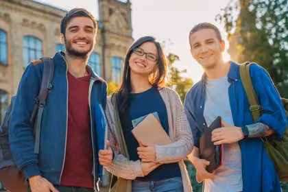 Ranking uczelni 2026 a potrzeby pracodawców. Jak studia z perspektywą na stabilne zatrudnienie?
