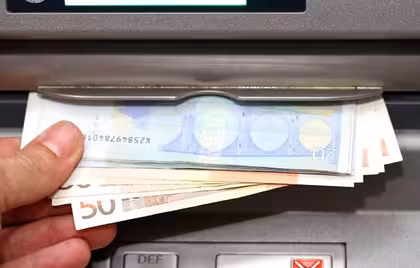 Zwrot podatku z Grecji - rozliczenie dochodów w Polsce