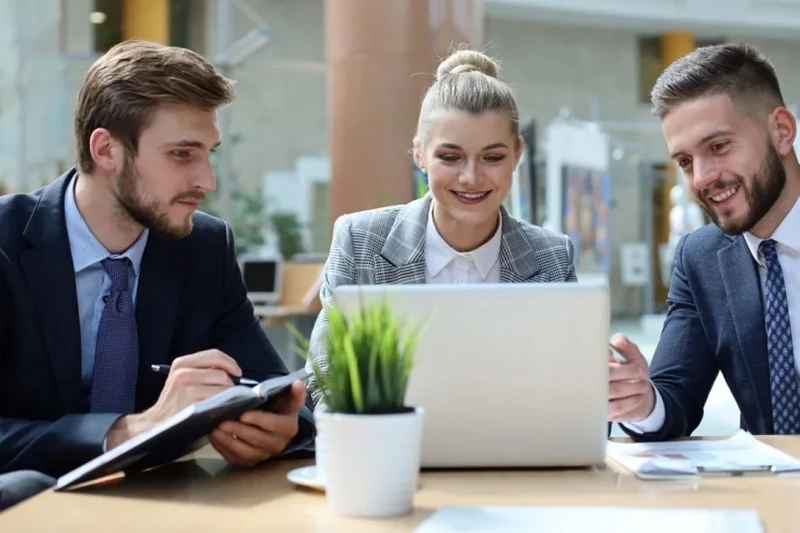 Specjalista ds. Sprzedaży Usług B2B (rynek DACH) / Business Development Specialist (K/M)