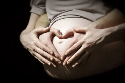 Przedłużenie Umowy do Dnia Porodu: Ciąża a Umowa na Czas Określony