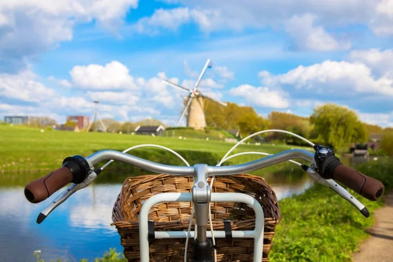 Dni wolne, święta, długie weekendy 2023 - kiedy wziąć urlop w Holandii?