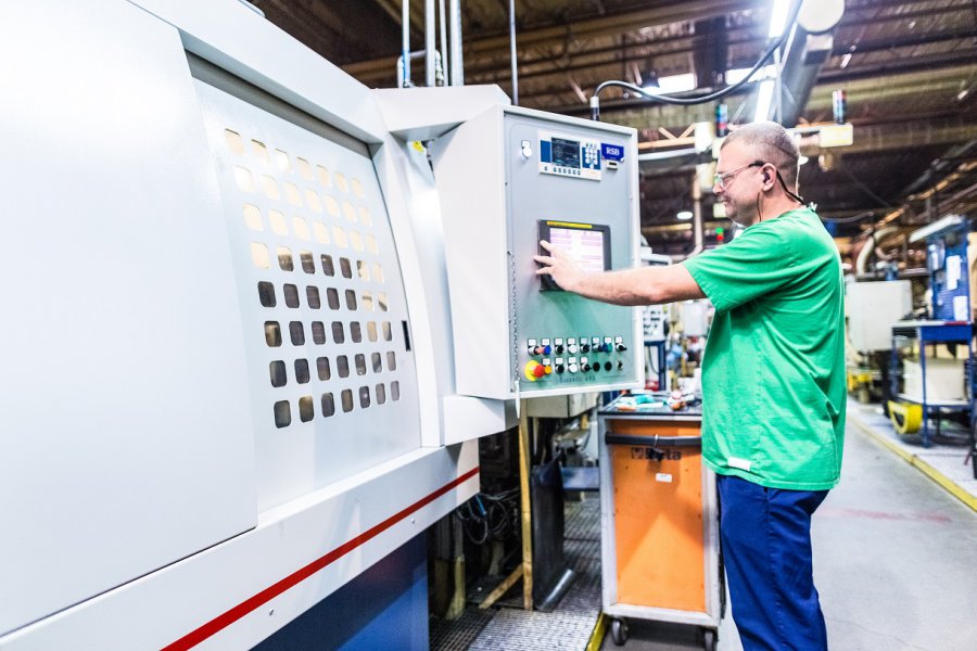 Eaton Automotive Systems Sp. z o.o. oferty pracy, dane kontaktowe Aplikuj.pl